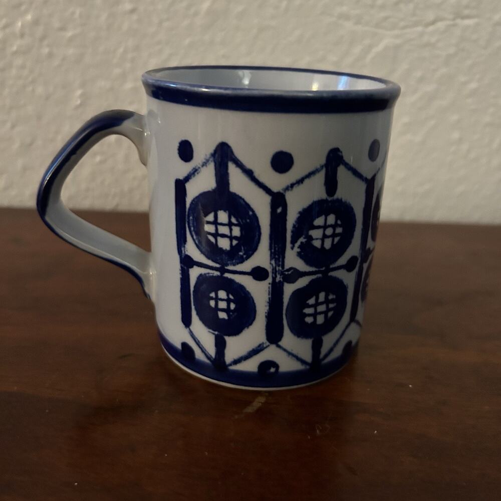 Vintage Hand Painted Scandia Blue And White Coffee Mug Japan MCM